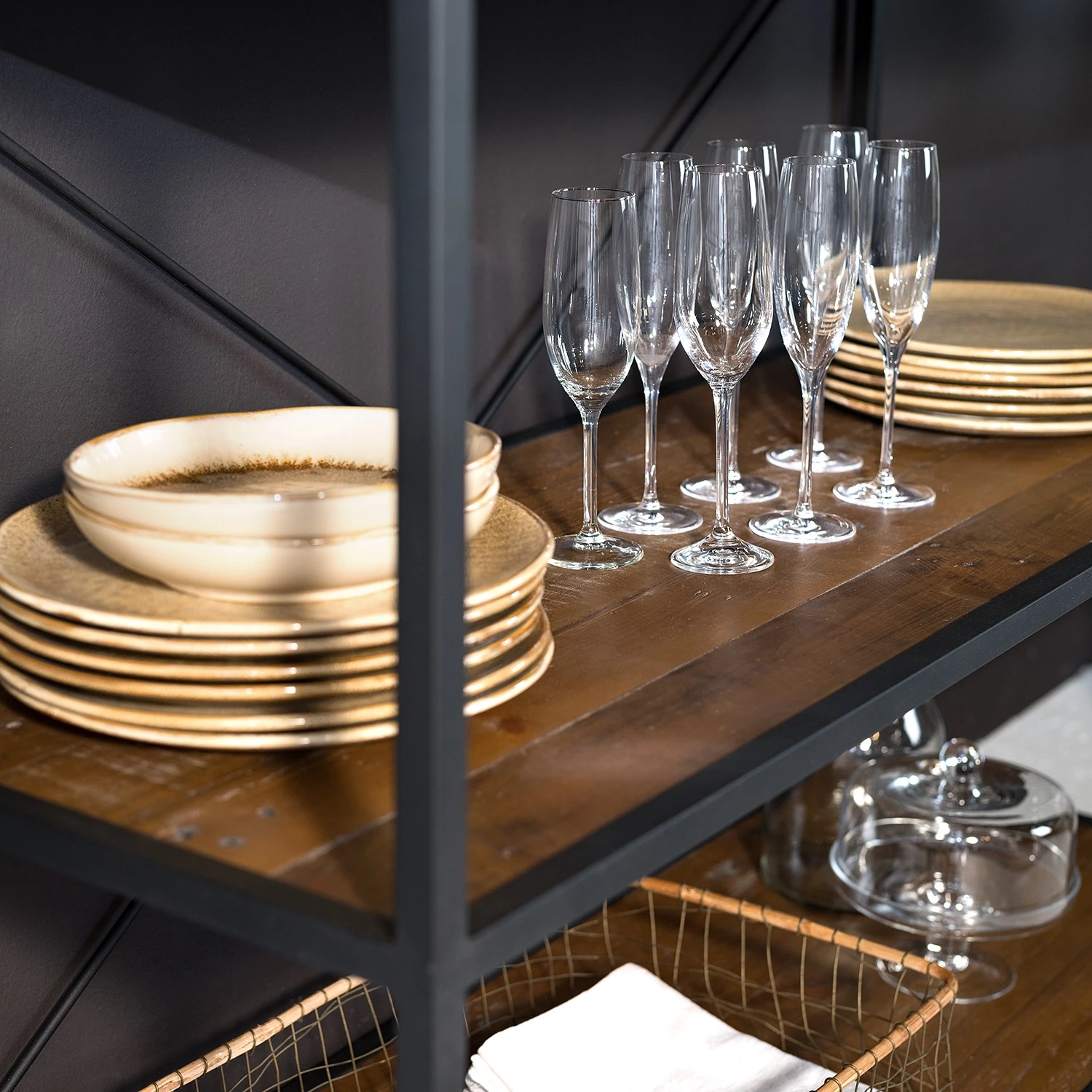 Ars manufacti Étagère Grasby I - Pin recyclé / Métal - Pin foncé / Noir – Image 6